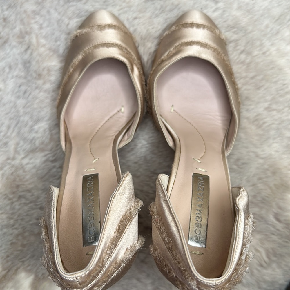 BCBGMAXAZRIA | Bcbg Max Azria Amaris Blush Satin Heels - Picture 5 of 14